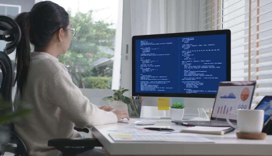 开封小程序开发：什么是 cURL 命令？